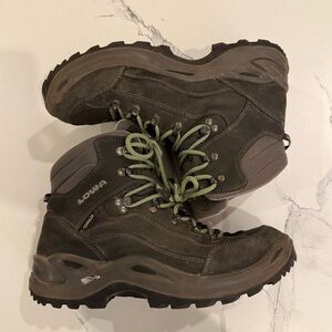 Lowa Women’s Renegade Hiking Boots